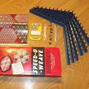 Speed-O-Weave Metal Loom for Fiber Art, Lily Weaving Frame Craft Kit, Complete